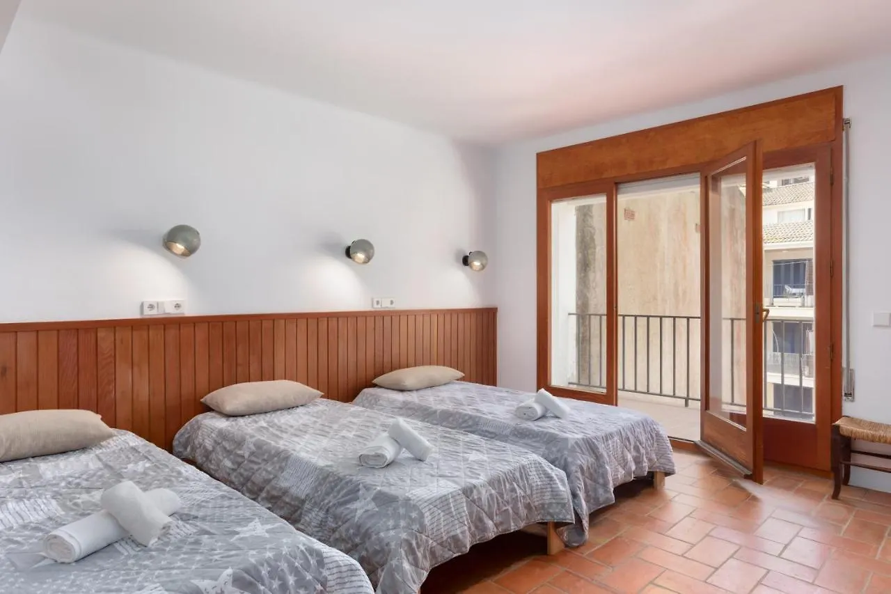 Villa Muga Tamariu 0*,  Spain